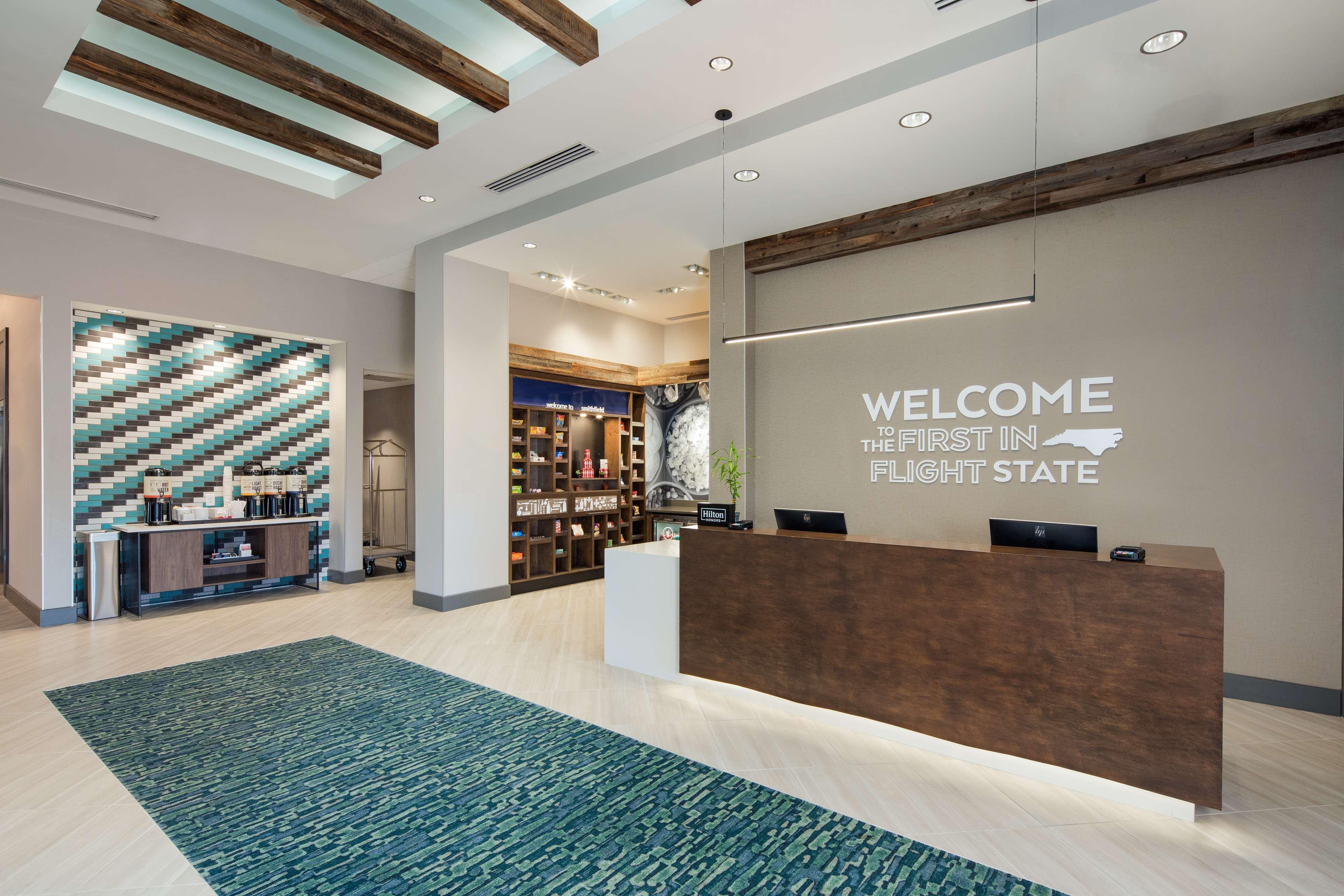 Hampton Inn Smithfield Selma, Nc Екстериор снимка